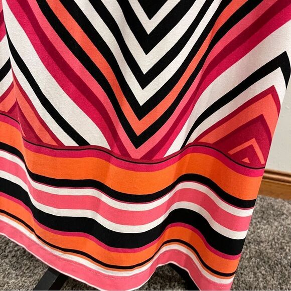 Striped sleeveless Black and White Maxi Dress straight cut - Picture 5 of 14